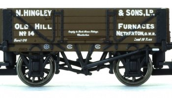 Hornby R6868 C&F Gaen 5 Plank Wagon33 Freight Car Multi