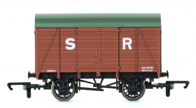 Vagón nákladní HORNBY R6775 - SR Vent Van