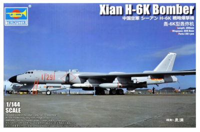 Xian H-6K Strategic Bomber 1:144 - Trumpeter